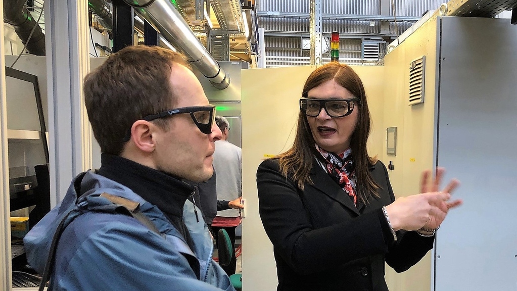 On Wednesday, April 5, the Chief Research Manager Energy of the Helmholtz Association visited Energy Lab (PtX Lab & Carbon Cycle Lab), Superconductor research production and the Battery Technology Center.